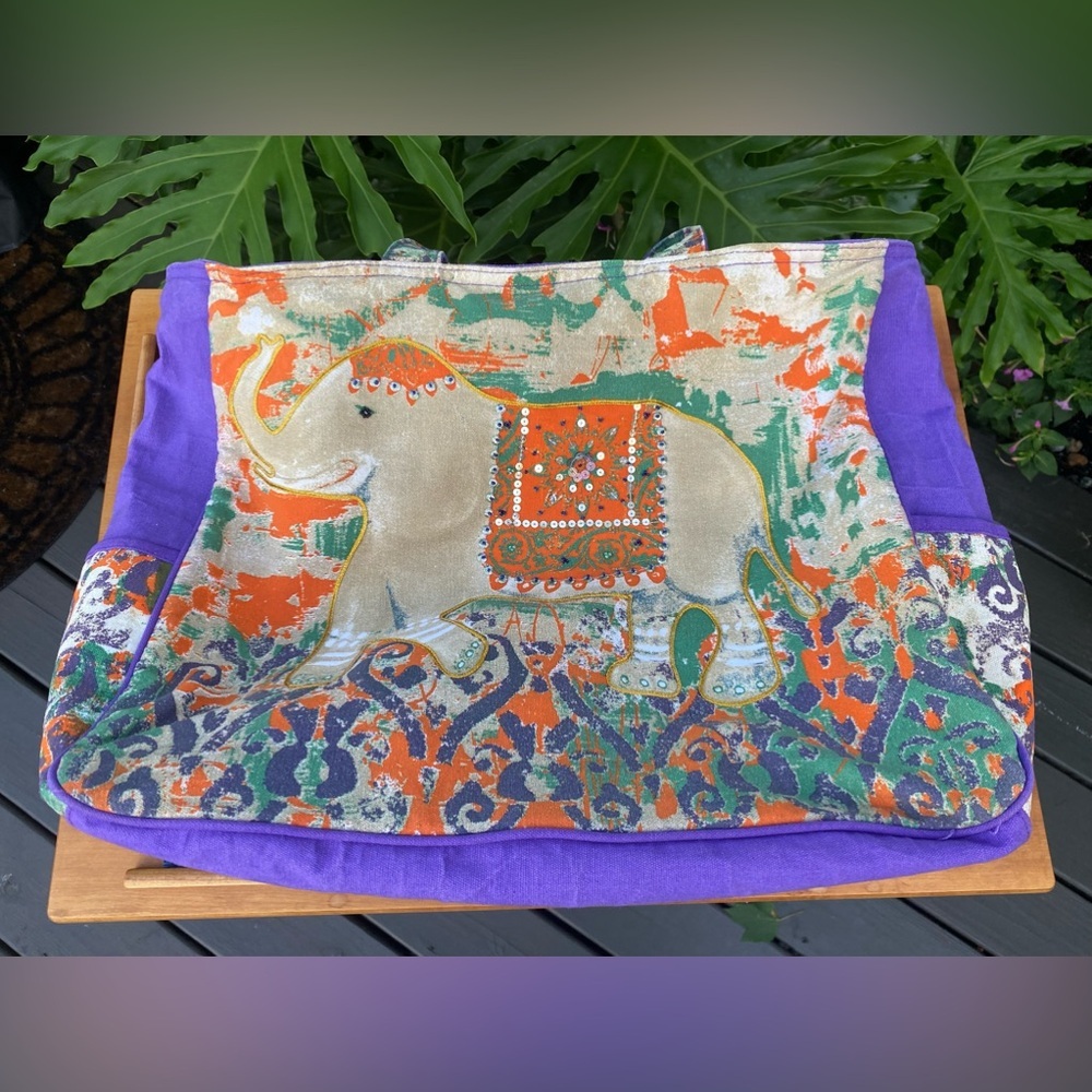 Sun ‘n’ Sand bag SunDance Collection Elephant motif